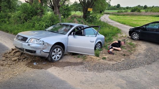 44-latek staranował radiowóz podczas ucieczki