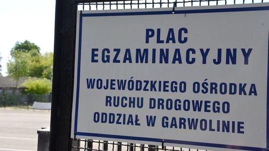 64-latek próbował zdać prawko z... kamerą