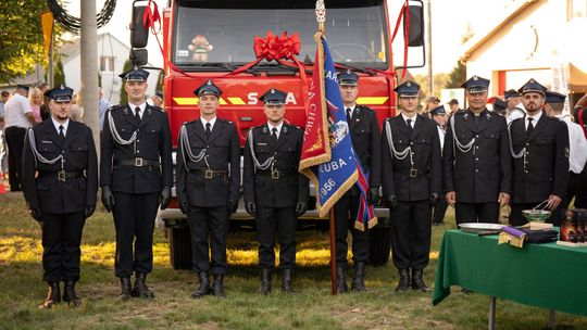 70 lat OSP Taluba-Feliksin. Jednostka otrzymała sztandar i nowy wóz strażacki