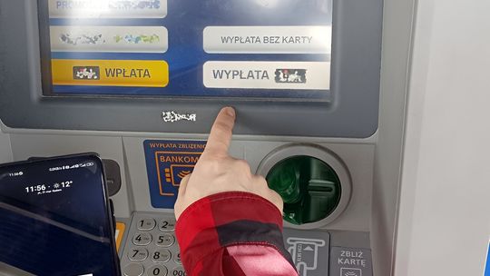70 tys. zł dla oszusta. Uwierzył, że rozmawia z policją