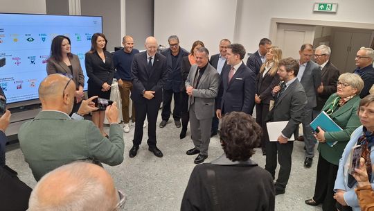 Ambasador Włoch odwiedził Zignago Vetro Polska w Trąbkach