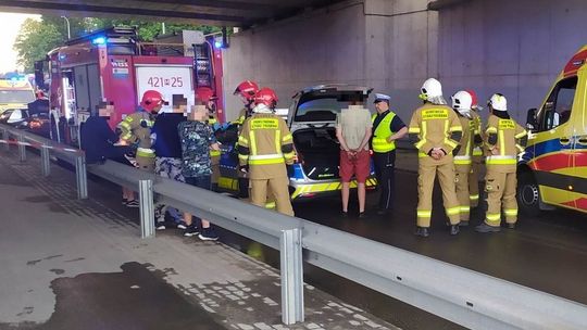 Czołówka pod wiaduktem S17. Sprawca chciał uciec