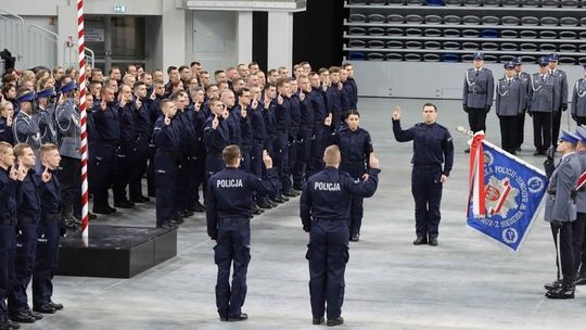 Czterech nowych policjantów KPP Garwolin