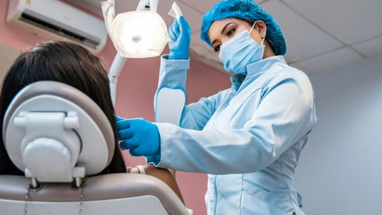 Fałszywe rabaty, prawdziwe straty. 200 tys. zł zniknęło z gabinetu stomatologicznego Fałszywe rabaty, prawdziwe straty. 200 tys. zł zniknęło z gabinetu stomatologicznego