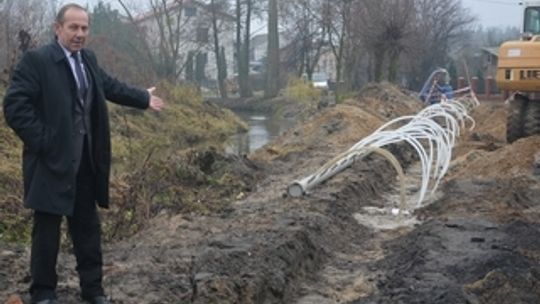 Gm. Maciejowice: Inwestycje zakopane w ziemi (video)