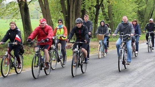 Gm. Sobolew: Patriotyczna majówka na rowerach