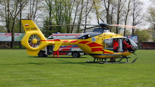 Helikopter na stadionie