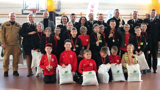 I Halowe Zawody MDP i DDP w Żelechowie I Halowe Zawody MDP i DDP w Żelechowie