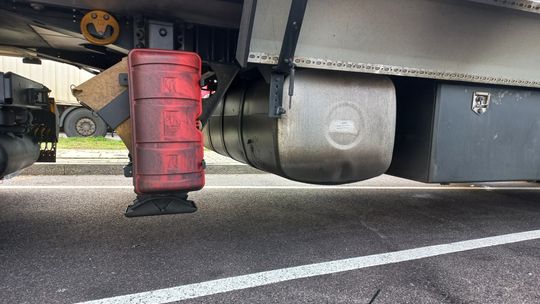 ITD: 715 litrów ponad limit. Kontrola tureckiej ciężarówki na S17 ITD: 715 litrów ponad limit. Kontrola tureckiej ciężarówki na S17