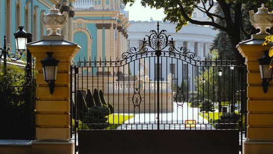 Jak wybrać automatykę do bramy w Warszawie i okolicach
