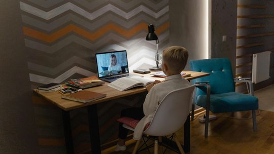 Jak wybrać najlepszy moment na rozpoczęcie korepetycji online