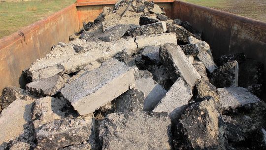 Jakie kontenery na gruz mamy do wyboru?