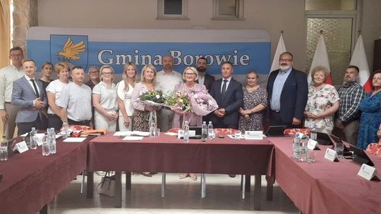 Jednogłośne absolutorium i wotum zaufania dla wójt Borowia