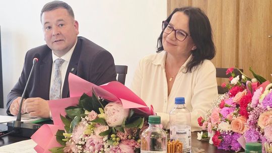 Jednogłośne poparcie dla burmistrz Żelechowa. Krystyna Wieczorkiewicz z absolutorium i wotum zaufania
