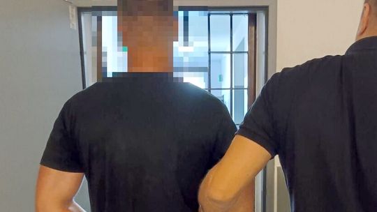 Kierował mimo czterech sądowych zakazów. Zatrzymany w trybie przyspieszonym usłyszał wyrok