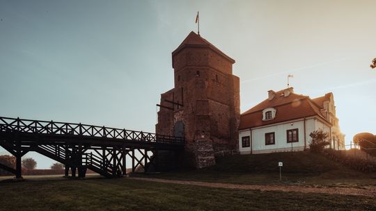 Liw. Na spotkanie z Żółtą Damą   