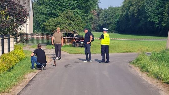 Martwy mężczyzna znaleziony na quadzie