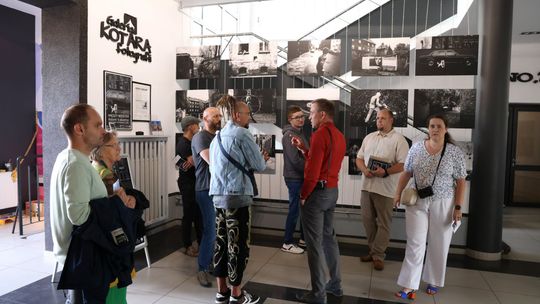 „Między węglem” – zobacz wystawę śląskiej fotografii w Garwolinie
