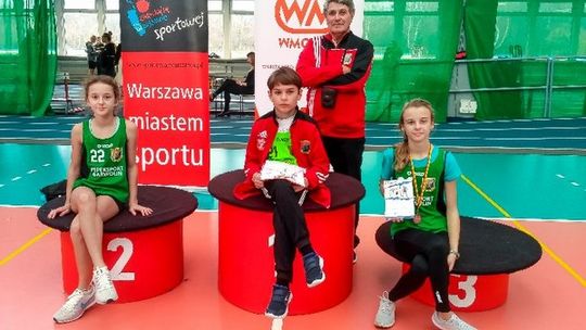 Mikołajkowy start na hali AWF w Warszawie