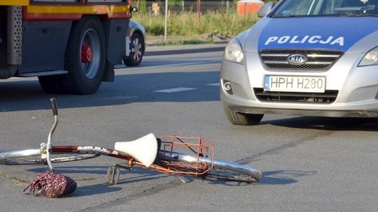 Na pasach potrącił pieszą