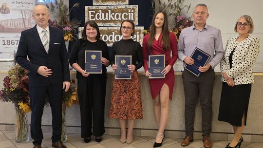 Nagrody dla nauczycieli i dyrektorów w gminie Żelechów