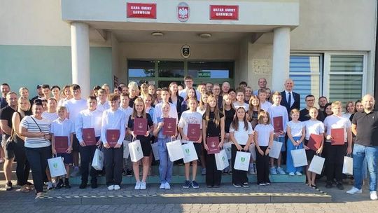 Najzdolniejsi uczniowie z gminy nagrodzeni stypendium
