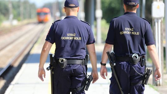 Nie chcieli podać danych, byli agresywni. SOK zatrzymała parę na stacji kolejowej