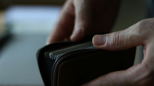 Nie oddał znalezionego portfela – grozi mu do dwóch lat więzienia