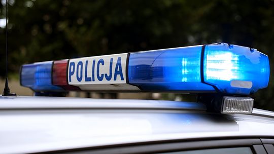 Nietrzeźwy pieszy wtargnął na jezdnię w Gończycach. Trafił do szpitala