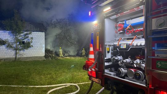 Nocny pożar stodoły