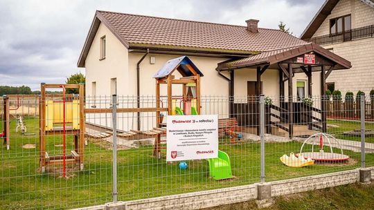 Nowe inwestycje w gminie Łaskarzew. Powstały altana, place zabaw i odnowione świetlice