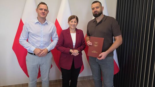 Nowe szatnie i zaplecze sanitarne w OSiR w Maciejowicach. Podpisano umowę