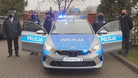 Nowy radiowóz dla policjantów z Łaskarzewa