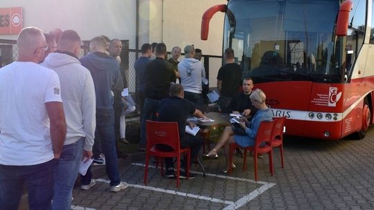 Oddaj krew pod komendą