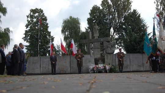 Oddali hołd ofiarom września 1939 r.