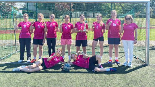 Piłkarki z Żelechowa najlepsze w powiecie