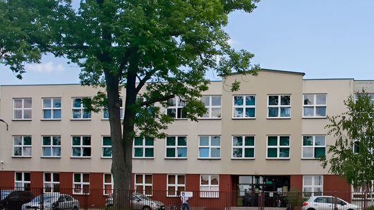 Pod boiskiem SP nr 2 powstanie modułowe ukrycie. Miasto podpisało umowę na dokumentację