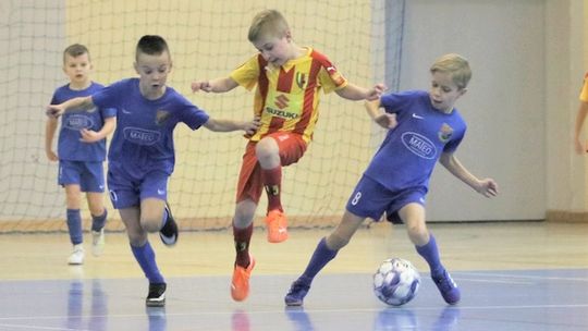 Pogoń Siedlce wygrywa, Wilga Garwolin na podium