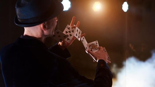 Pokazy iluzji na każdą okazję – Odkryj magiczne show