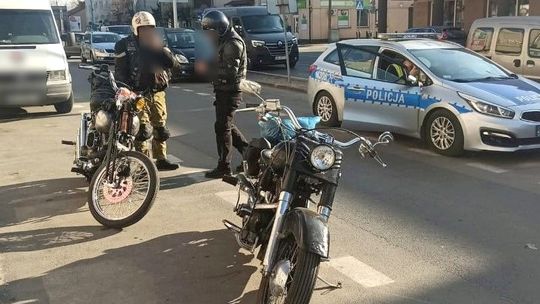 Policjanci kontrolowali przejścia i motocyklistów