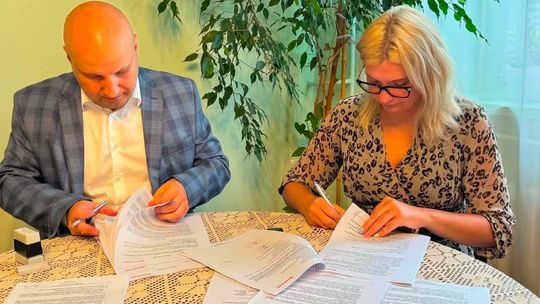 Ponad 1,19 mln zł na modernizację bieżni i „Orlika” w Garwolinie. Umowy podpisane