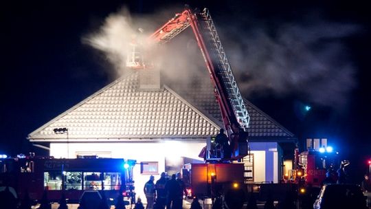 Poniedziałek na drogach. Było ślisko i niebezpiecznie, ale bez wypadku