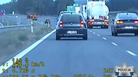 Pościg policjantów grupy Speed. 16-latek uciekał BMW bez prawa jazdy, po alkoholu i z fałszywymi tablicami
