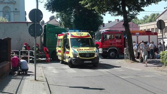 Potrącił go tir. Zmarł w szpitalu