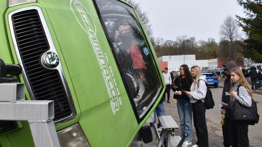 Profilaktyka w praktycznym wydaniu. Młodzież poczuła, czym grozi brawura na drodze