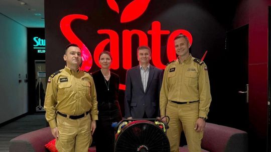 Przekazanie sprzętu Sante dla KP PSP