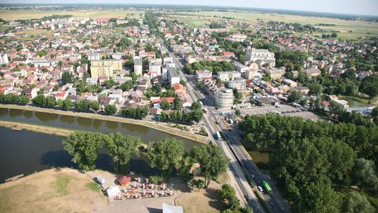 Przyszłość Garwolina pod lupą: Spór o bloki, pułapki prawne i kurcząca się przestrzeń