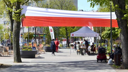 Razem pod biało-czerwoną. Patriotyczny piknik przyciągnął mieszkańców Garwolina