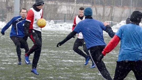 Remis i porażka Wilgi w pierwszych sparingach