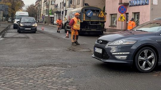 Remont DK 76 w godzinach szczytu. Czy można było inaczej?